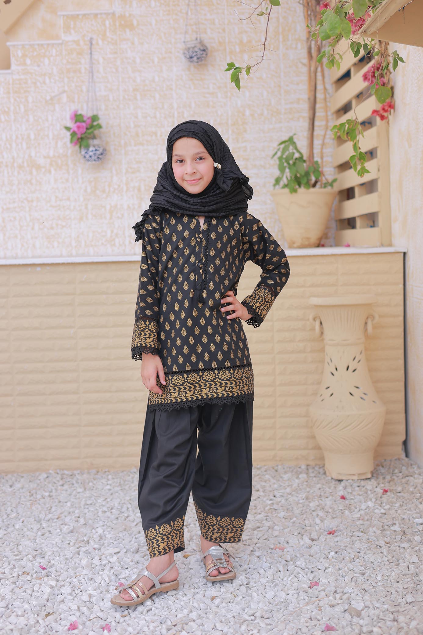 3 Pc - BLACK - Farshi Shalwar with Gol Print Collection