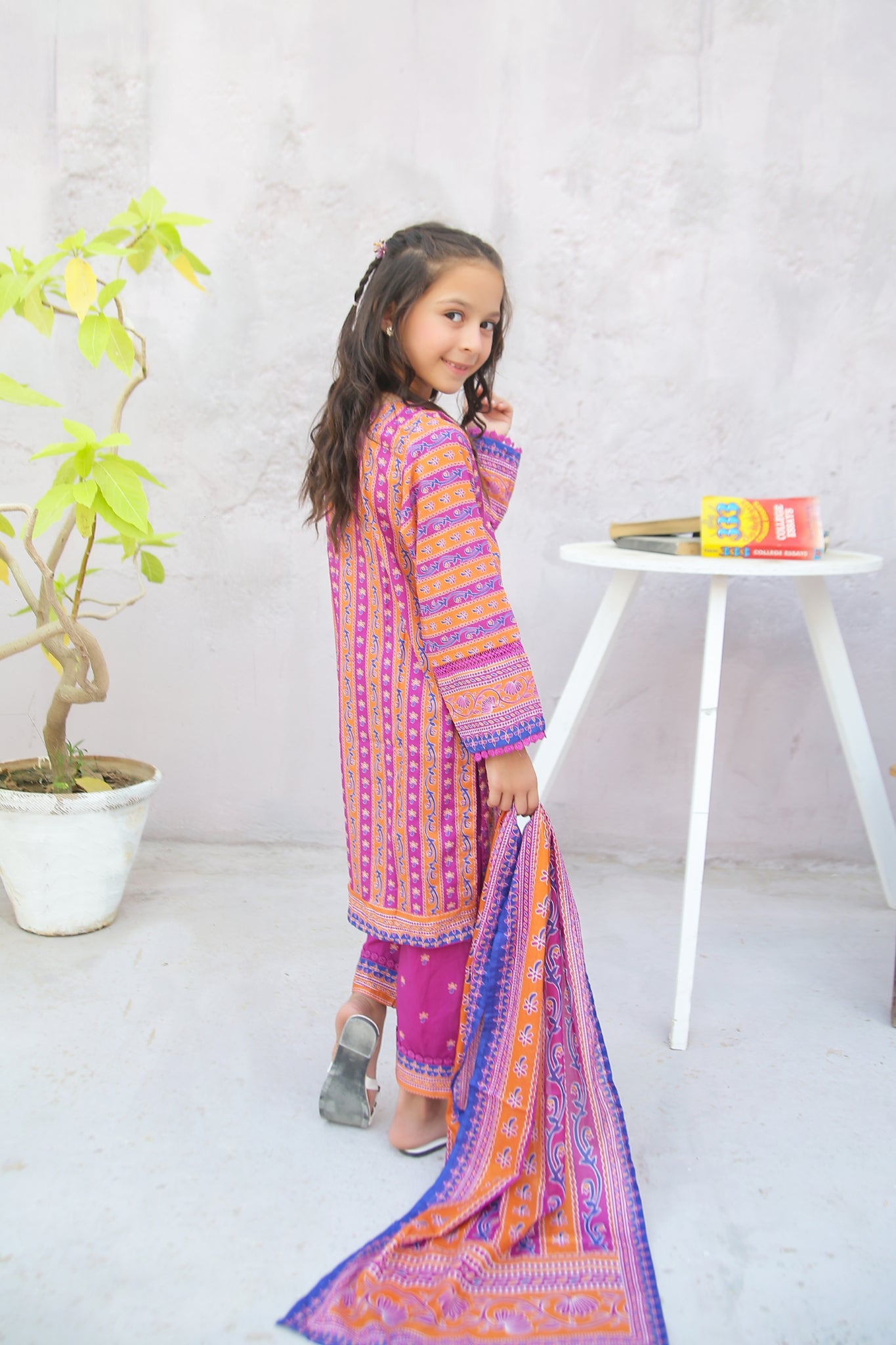 Girl woman Printed Embroidered Lawn Stitch Shirt Kurti Frock Cotton Dupatta Printed Trouser