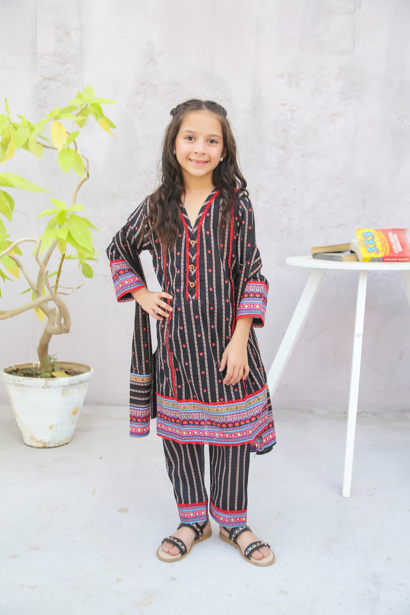 Girl woman Printed Embroidered Lawn Stitch Shirt Kurti Frock Cotton Dupatta Printed Trouser