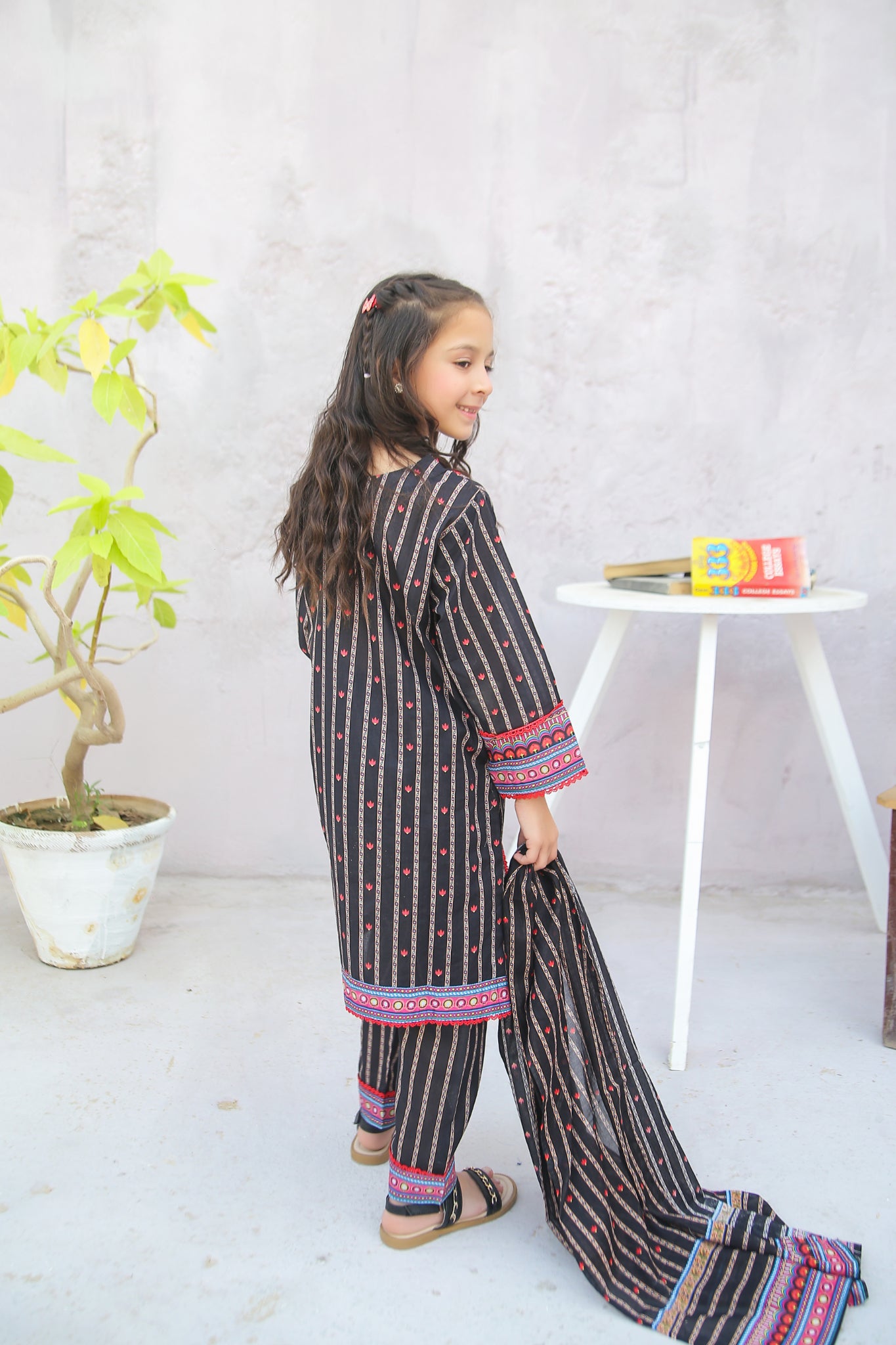 Girl woman Printed Embroidered Lawn Stitch Shirt Kurti Frock Cotton Dupatta Printed Trouser