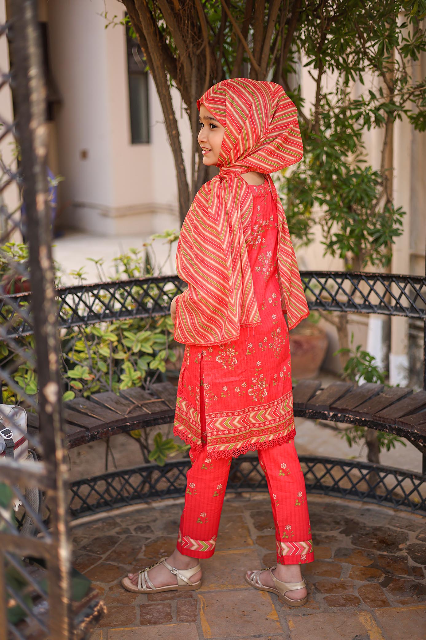 Girl woman Printed Embroidered Lawn Stitch Shirt Kurti Frock Cotton Dupatta Printed Trouser