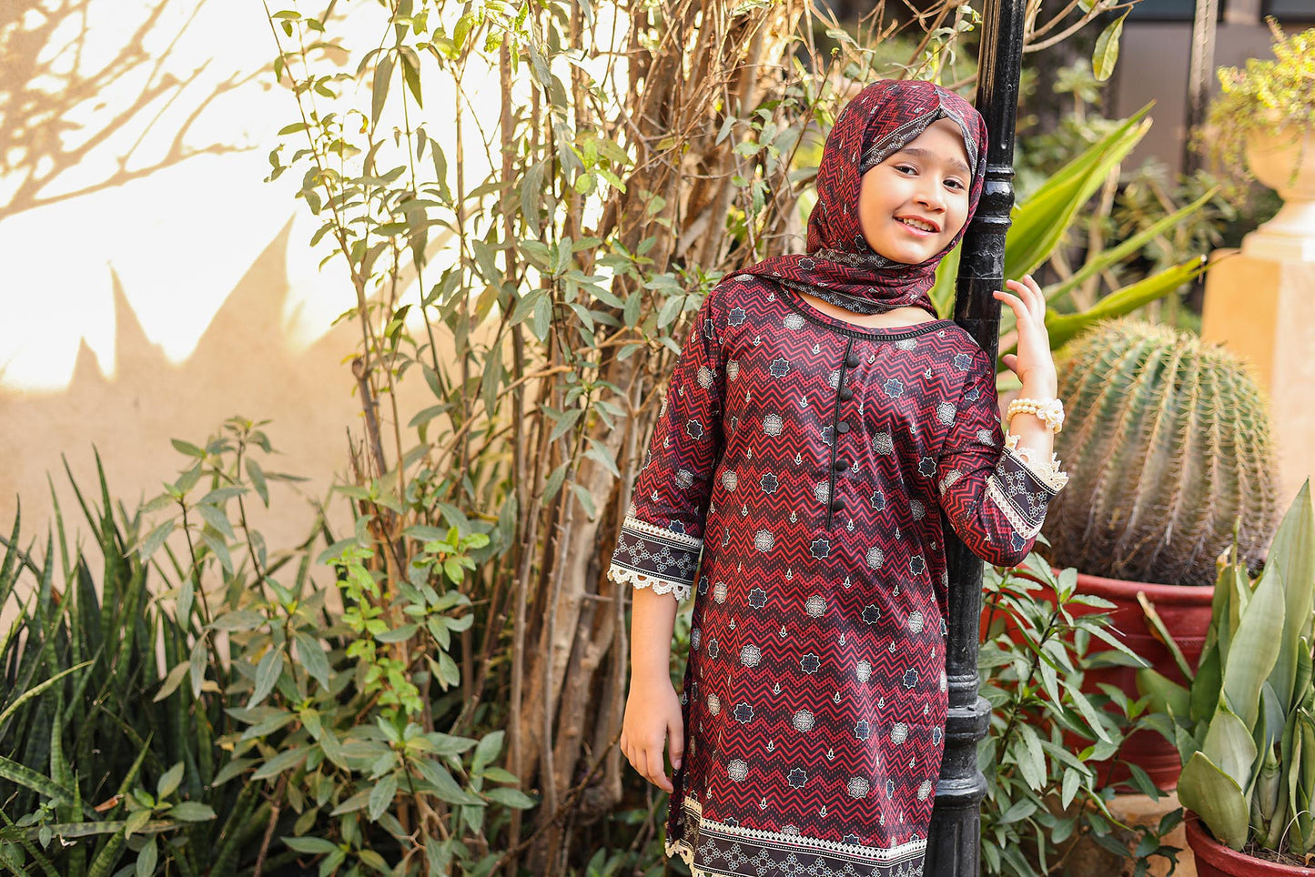 Girl woman Printed Embroidered Lawn Stitch Shirt Kurti Frock Cotton Dupatta Printed Trouser