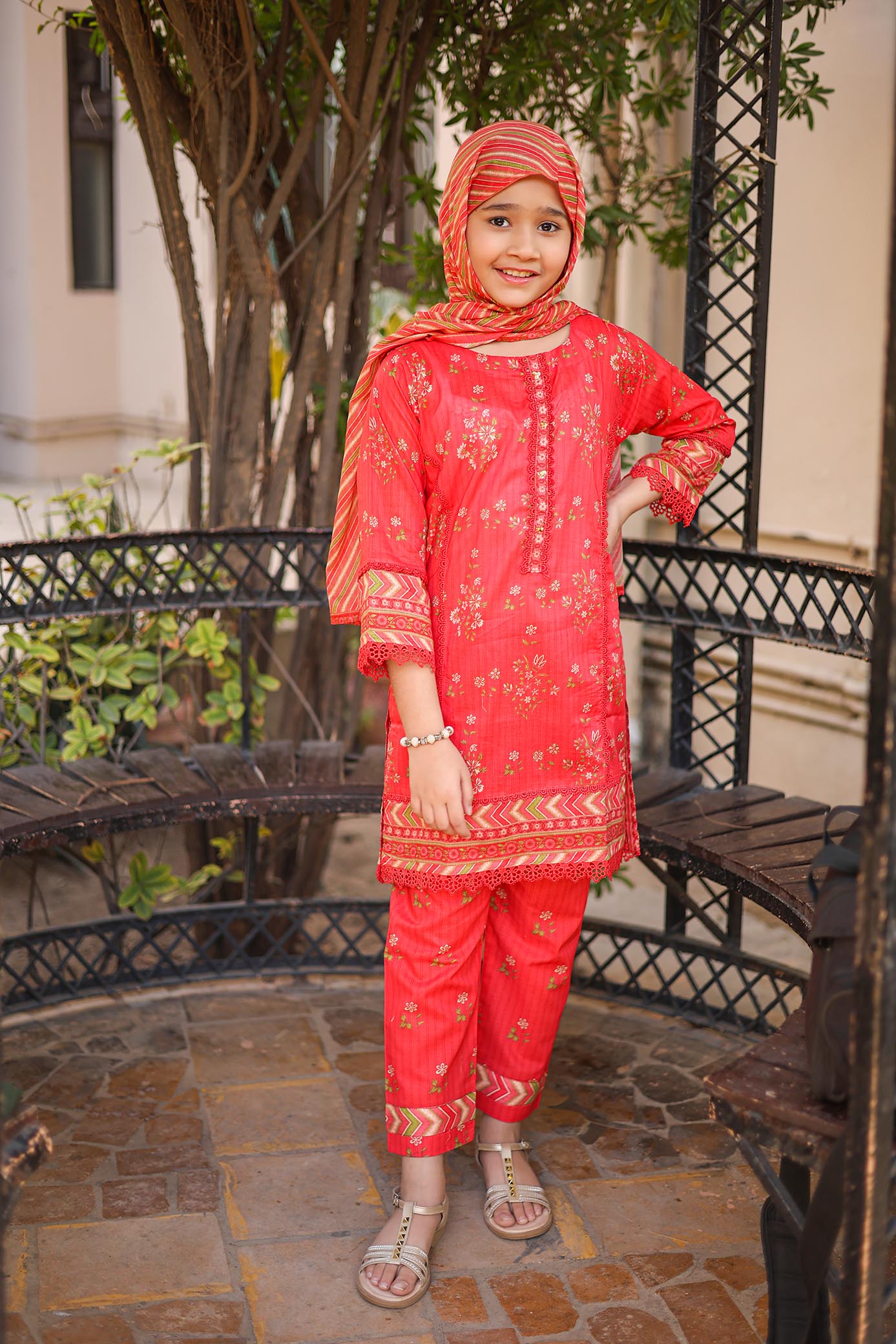 Girl woman Printed Embroidered Lawn Stitch Shirt Kurti Frock Cotton Dupatta Printed Trouser