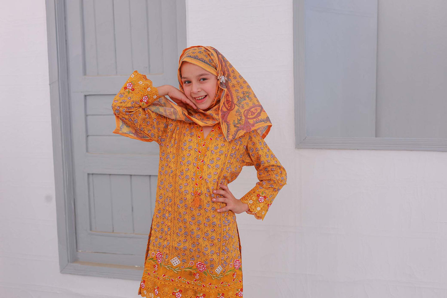 3 PC – GOLD - Festive Embroidered