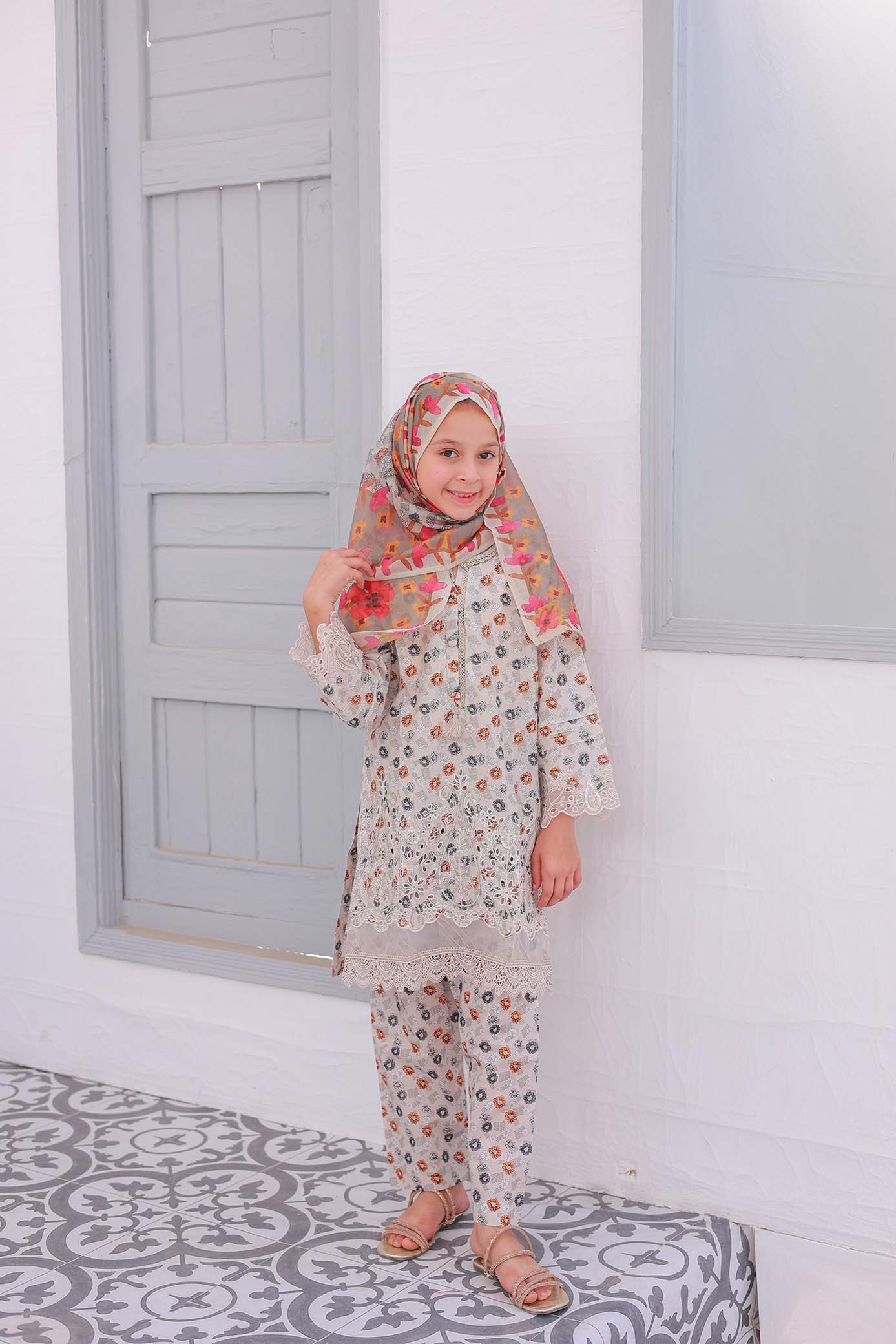 3 PC – BEIGE - Festive Embroidered