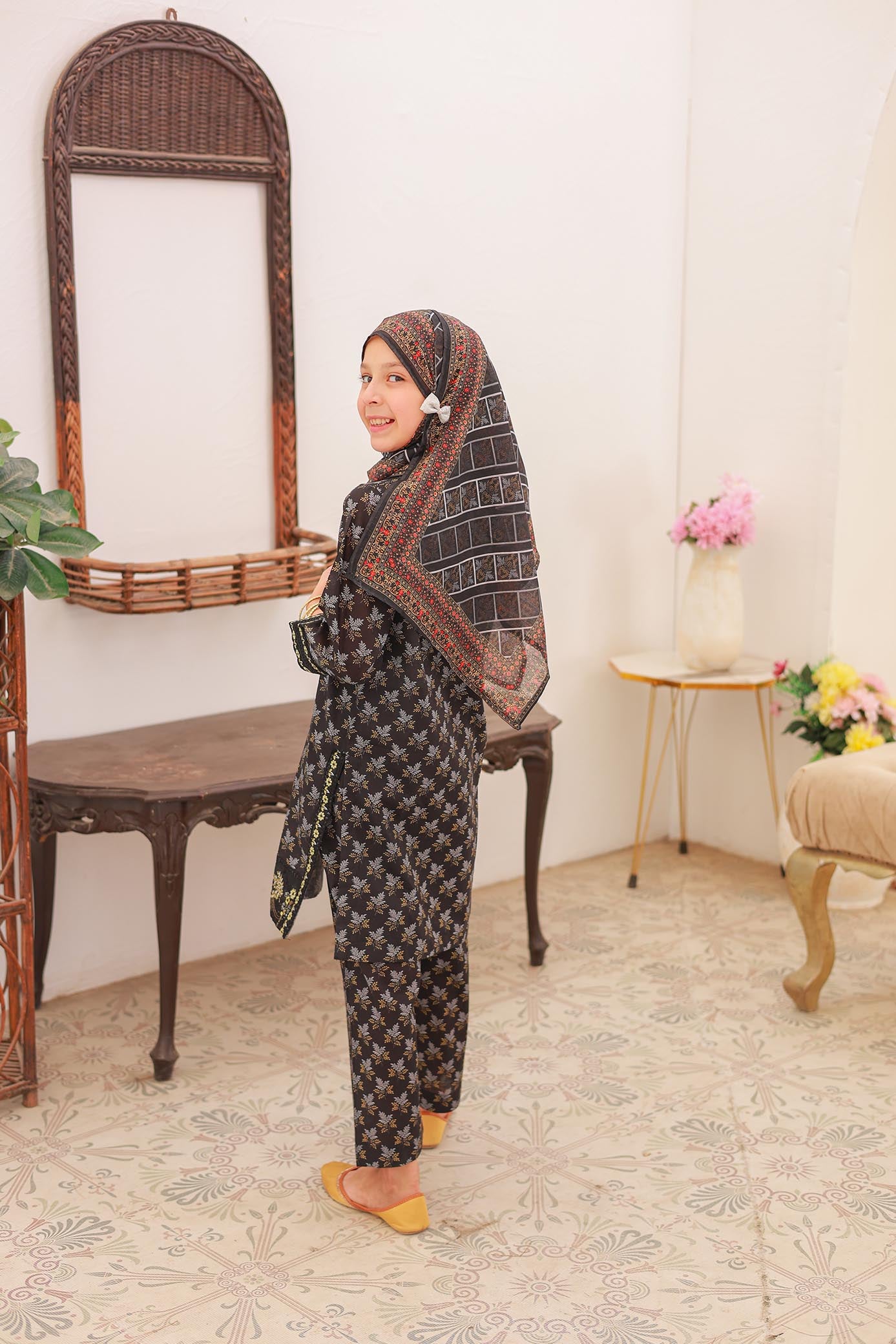 3 PC – BLACK - Festive Embroidered
