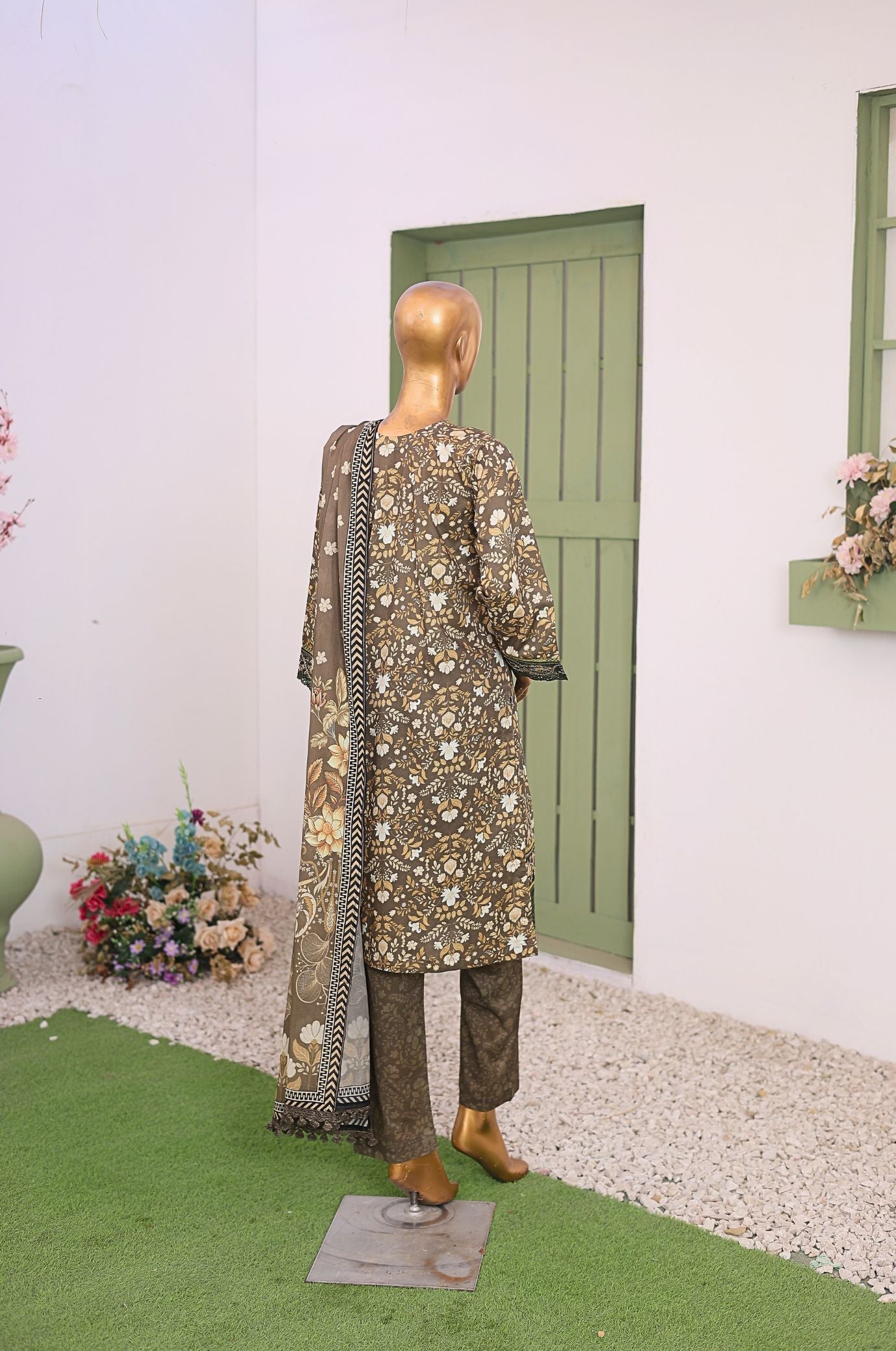 3 PC Printed Lawn Chikankari Embroidered Suit – Luxury Summer Edit