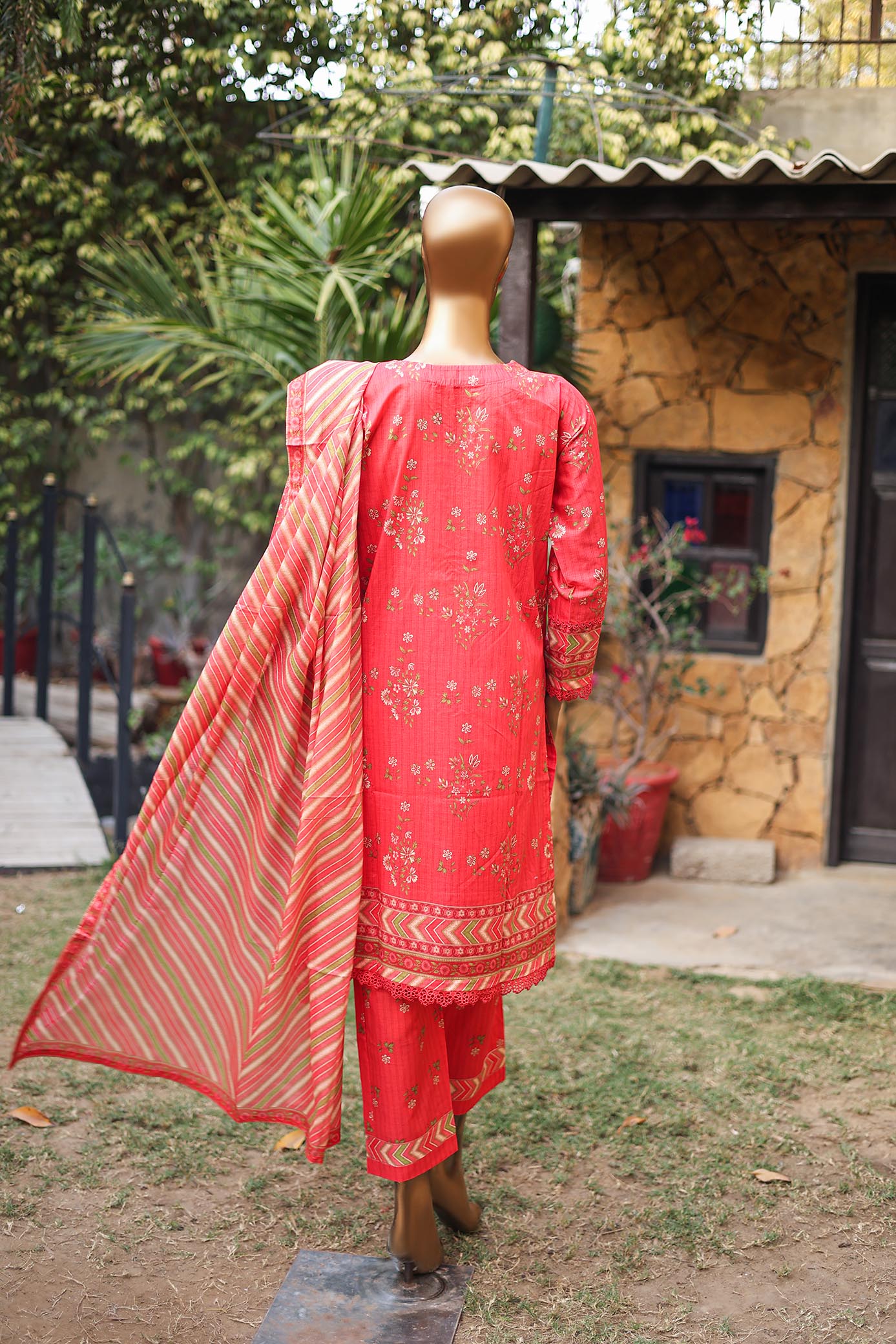 Girl woman Printed Embroidered Lawn Stitch Shirt Kurti Frock Cotton Dupatta Printed Trouser