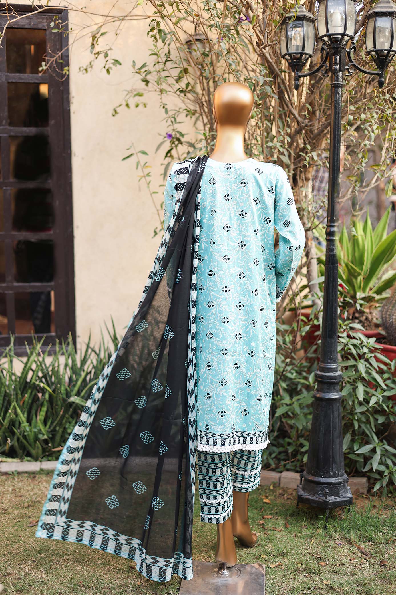 Girl woman Printed Embroidered Lawn Stitch Shirt Kurti Frock Cotton Dupatta Printed Trouser