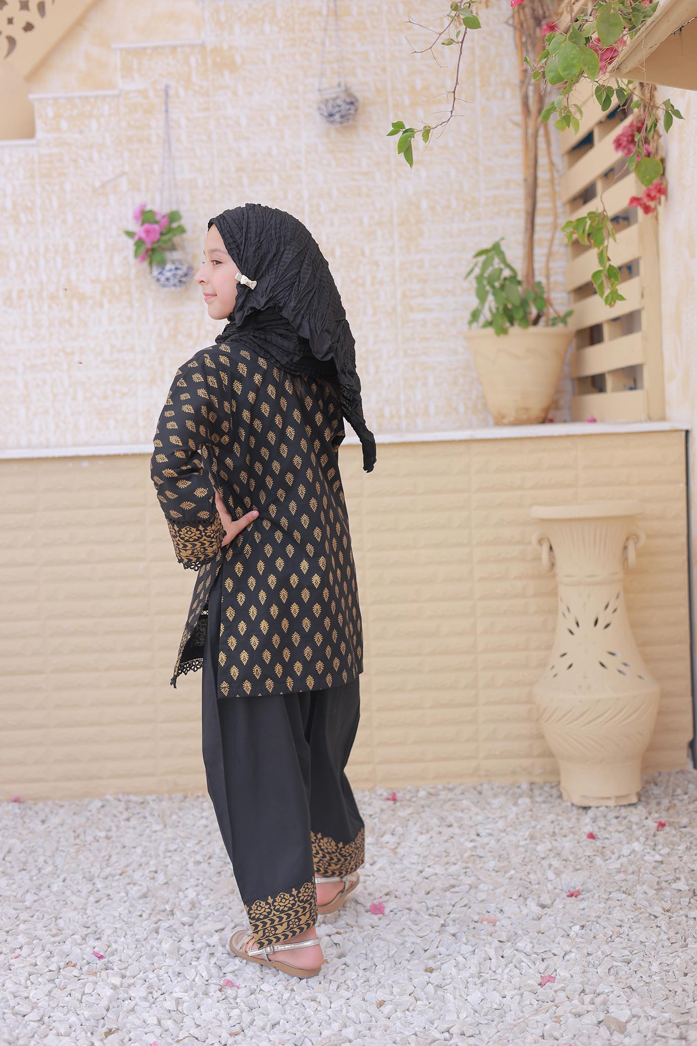 3 Pc - BLACK - Farshi Shalwar with Gol Print Collection