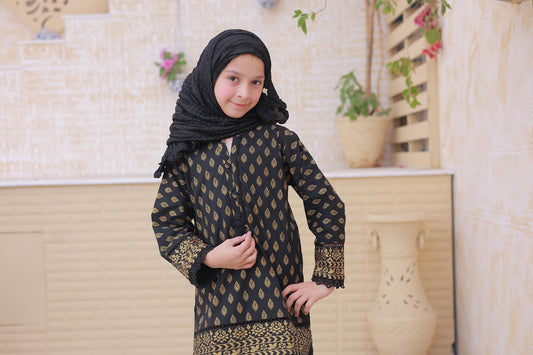 3 Pc - BLACK - Farshi Shalwar with Gol Print Collection