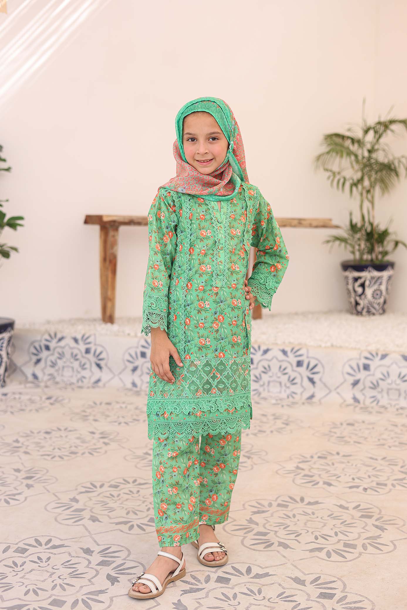 3 PC - GREEN - EMBROIDERED - LACE & CUTWORK