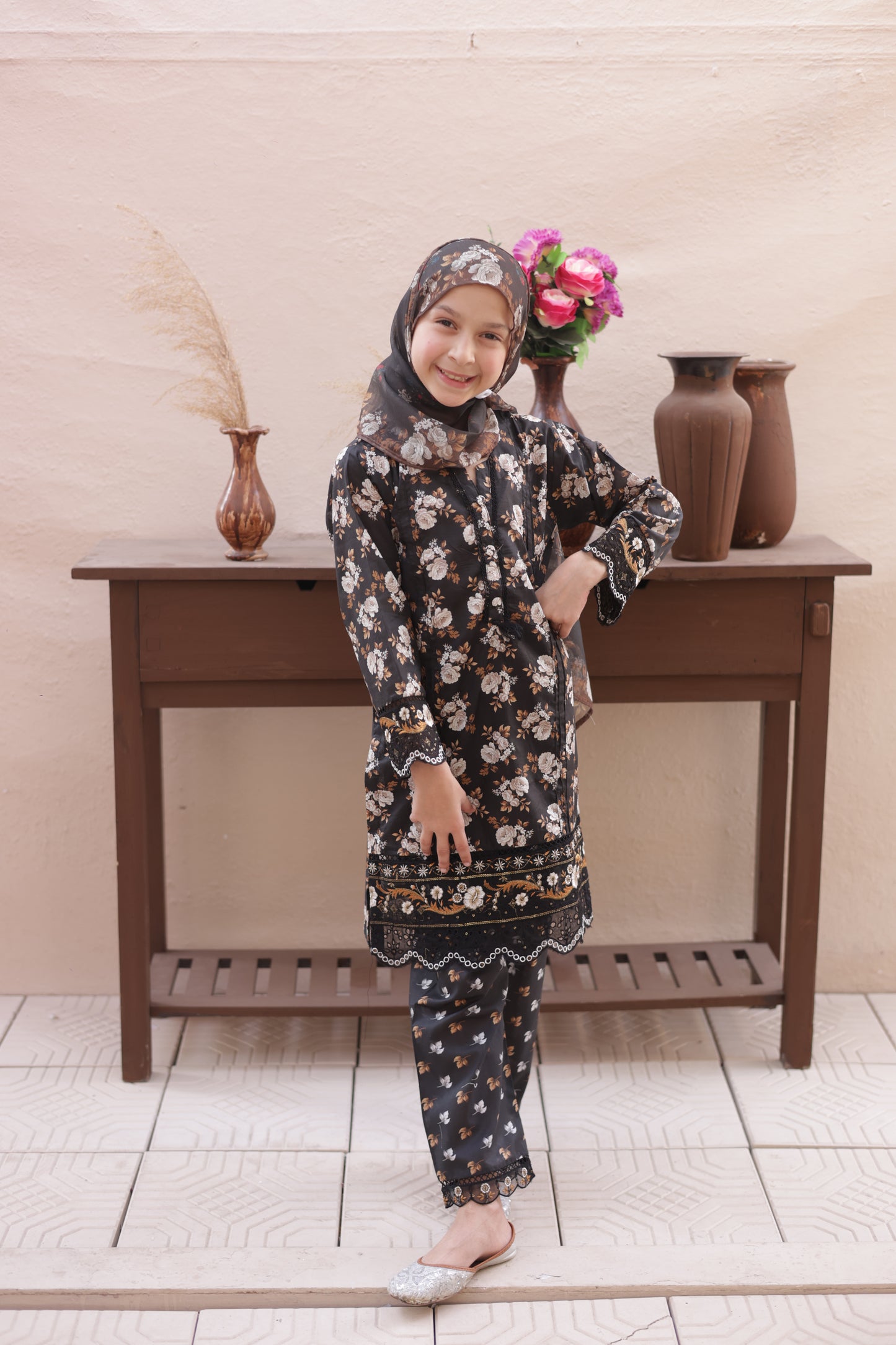 3 PC Printed Lawn Chikankari Embroidered Suit – Luxury Summer Edit