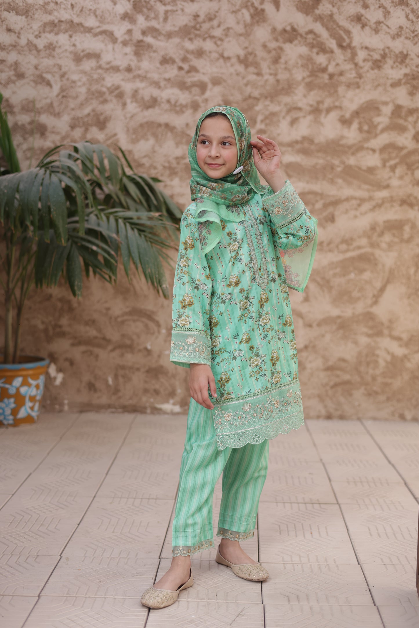 3 PC Printed Lawn Chikankari Embroidered Suit – Luxury Summer Edit