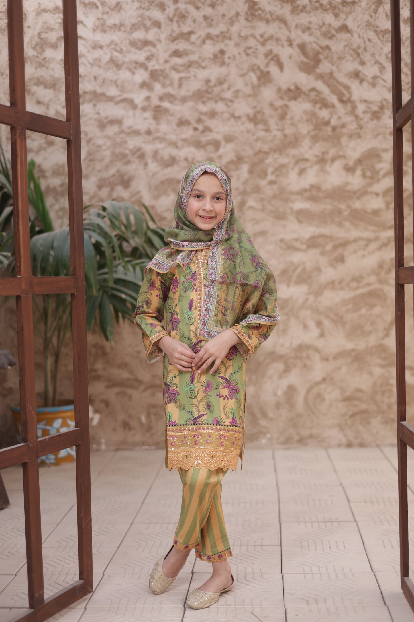 3 PC Printed Lawn Chikankari Embroidered Suit – Luxury Summer Edit