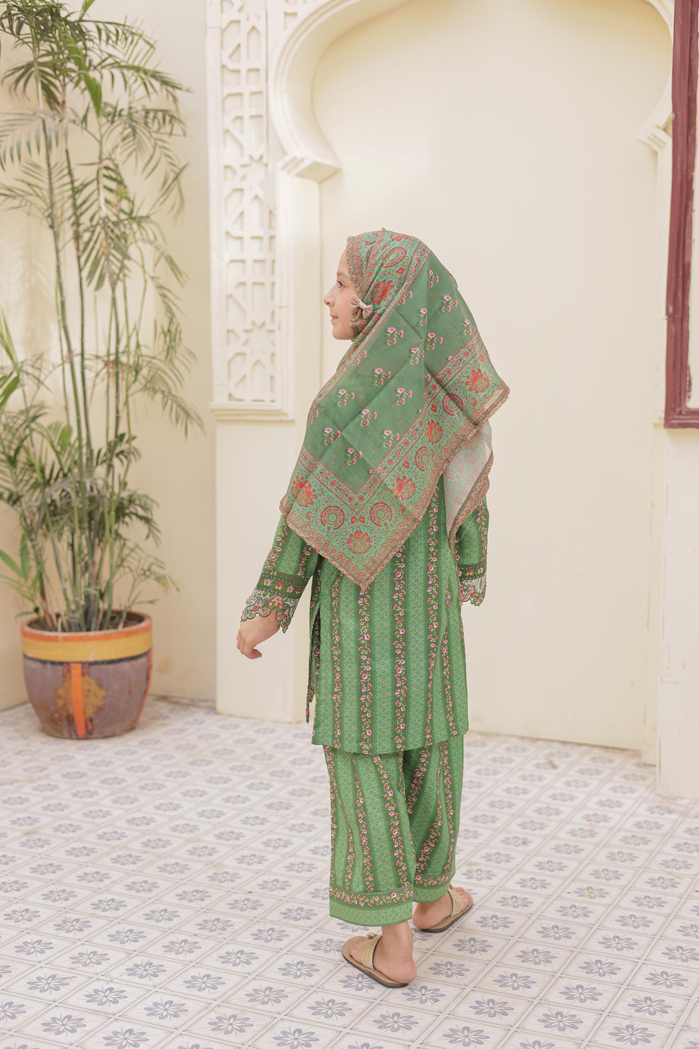 3 Pc - GREEN - Farshi Shalwar Printed Chikankari Embroidered Collection