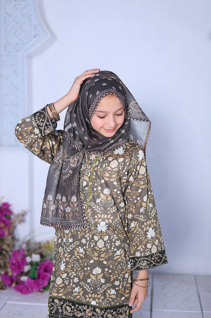 3 PC Printed Lawn Chikankari Embroidered Suit – Luxury Summer Edit