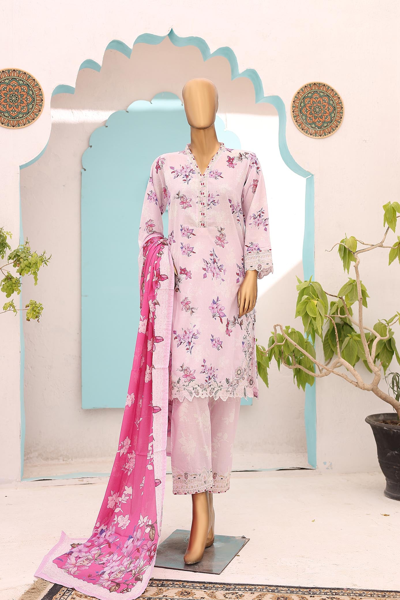 Woman  Embroidered  Cutwork Lawn Shirt kurta Dupatta  Printed Trouser