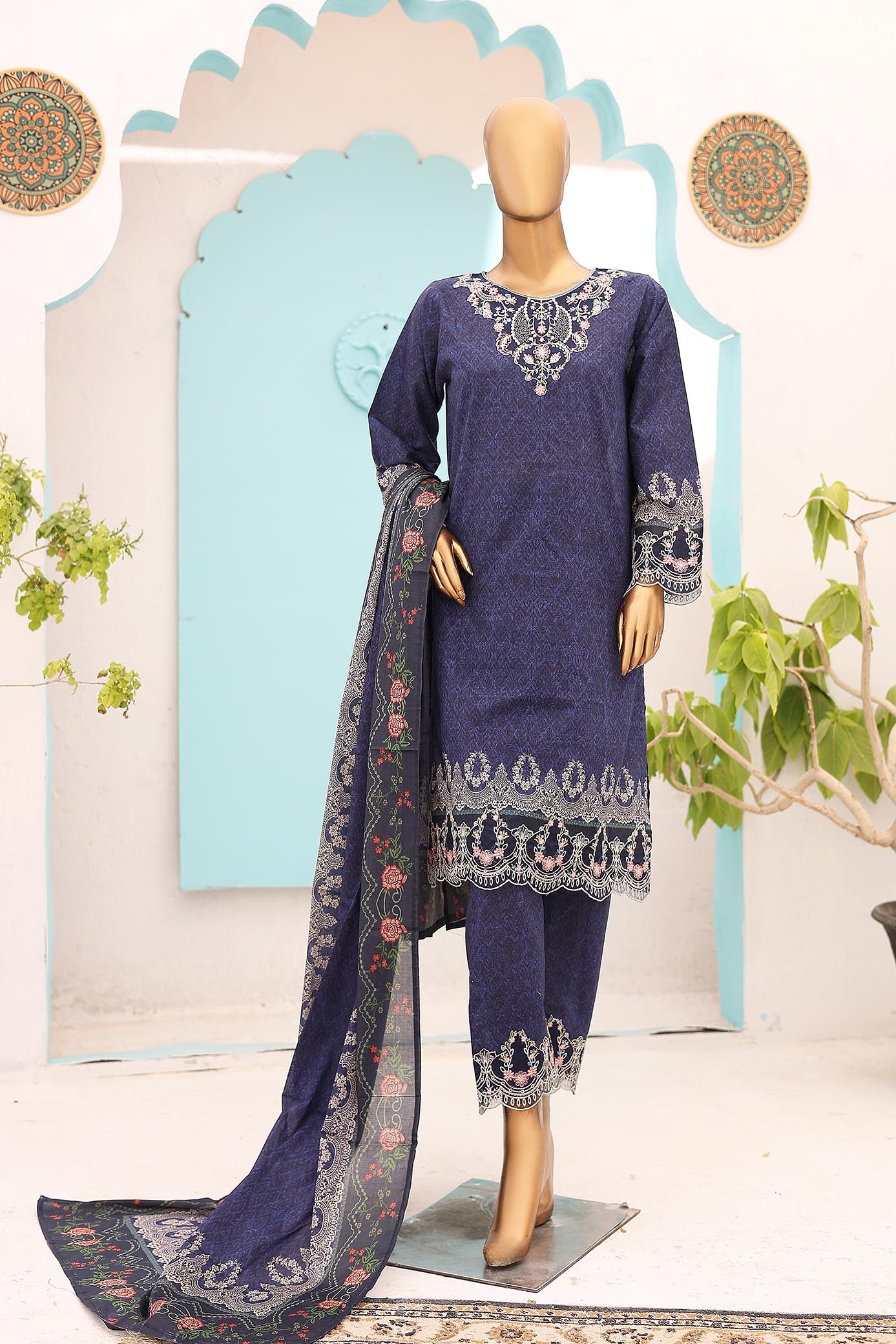 Woman  Embroidered  Cutwork Lawn Shirt kurta Dupatta  Printed Trouser