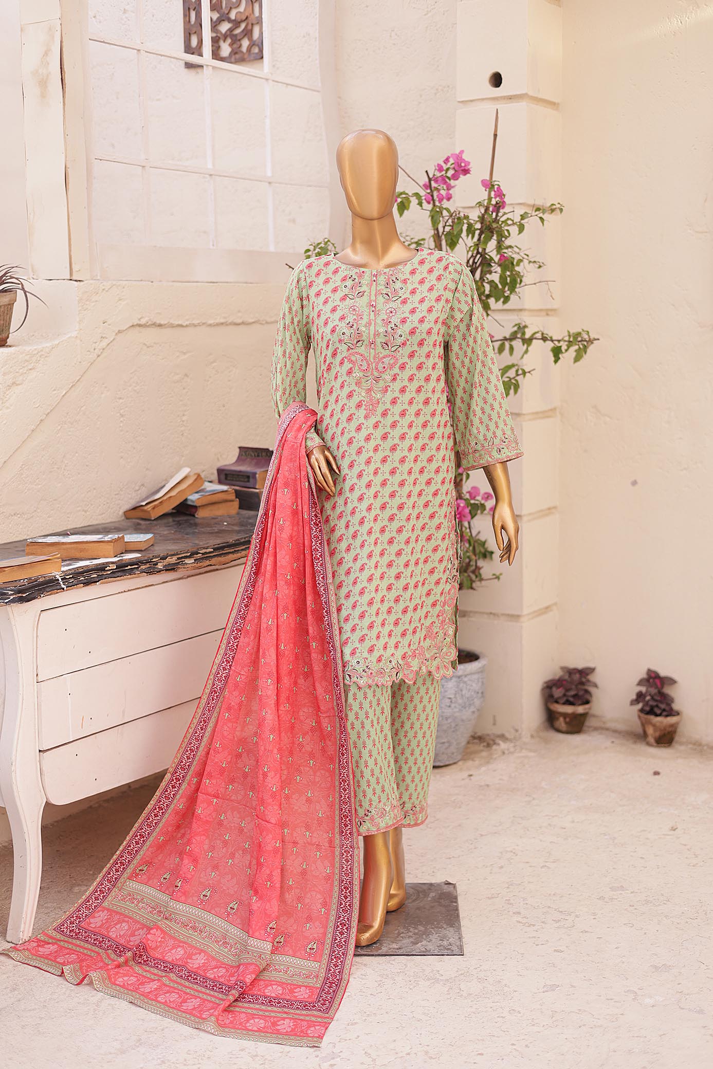 Woman Girl Oswah Shifa Embroidered Cutwork Lawn Shirt kurti Dupatta Printed Trouser