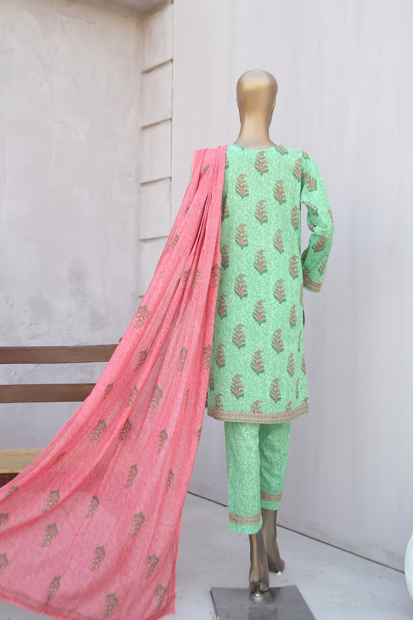 Girl woman  Printed Embroidered Lawn Stitch Shirt Kurti Frock Cotton Dupatta Printed Trouser